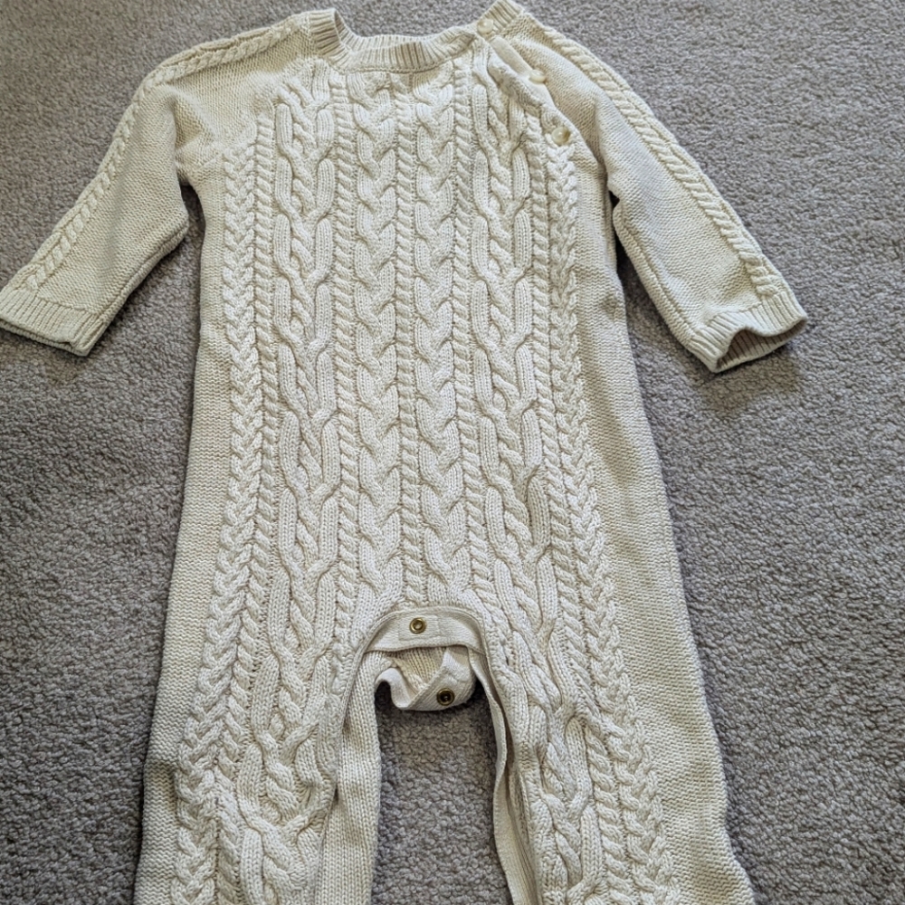 Cableknit Romper Size 12-18 month